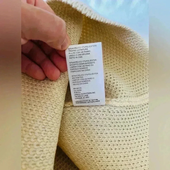 Urban Outfitters Gabbi Rhinestone Bucket Hat In Ivory Celestial NWOT $25 - Picture 8 of 8